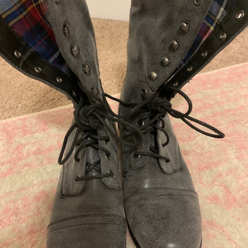 Steve Madden Lace Up Military Boots